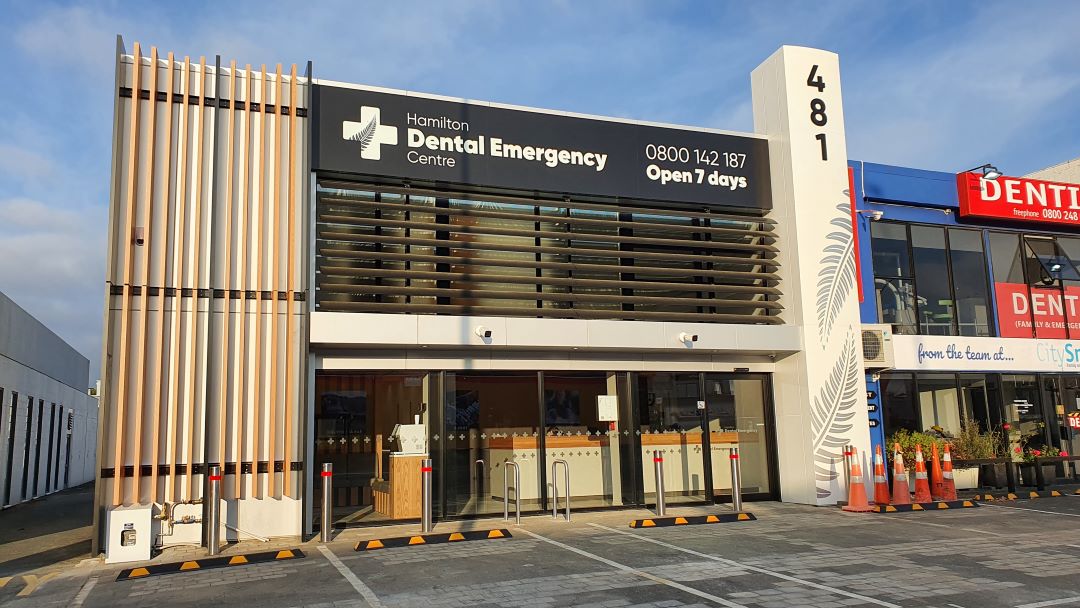 Hamilton Emergency Dental Centre  Building facelift